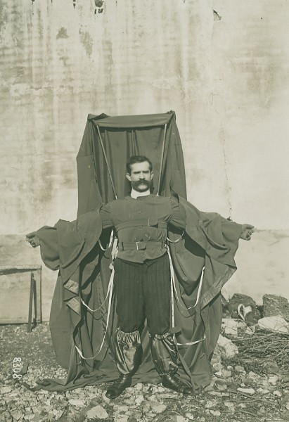 franz reichelt pronunciation